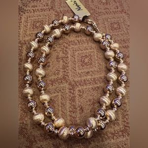 Napier Vintage Necklace NWT. Beautiful gold colors with textured gold beads.